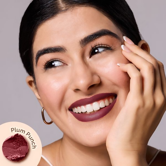 Mamaearth Moisture Matte Longstay Mini Lipstick - Plum Punch - 0.7 gm