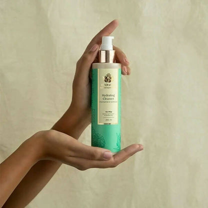 Sri Sri Tattva Hydrating Cleanser - 200 ml