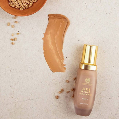 Forest Essentials Som Rasa Silk Skin Tint - Chandan