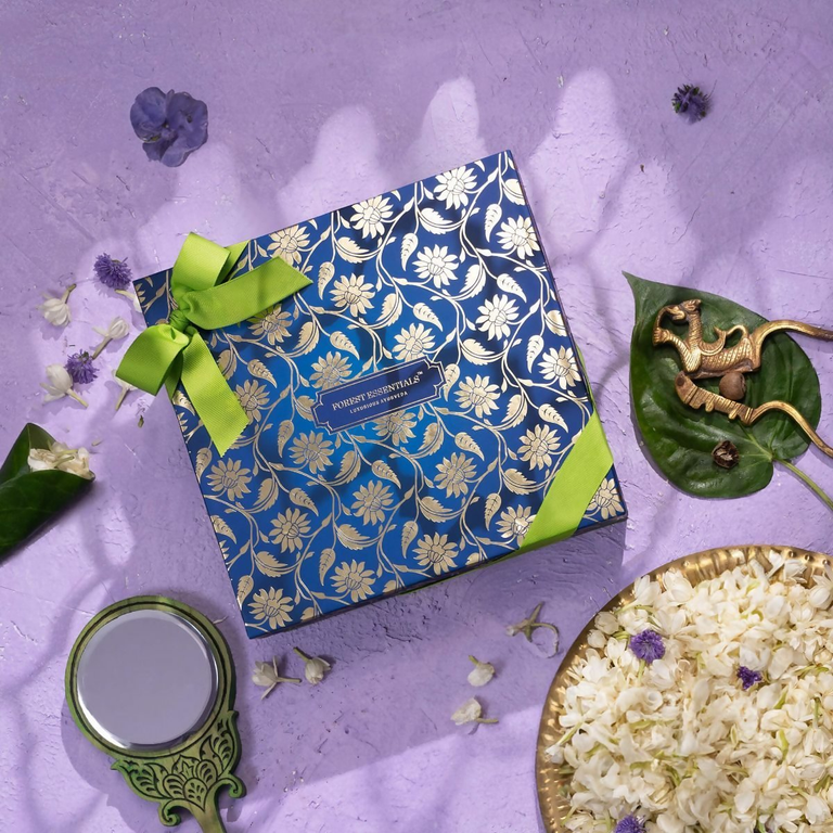 Forest Essentials Brilliance Facial Bestsellers Gift Box - Gift Box