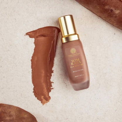 Forest Essentials Som Rasa Silk Skin Tint - Chandan