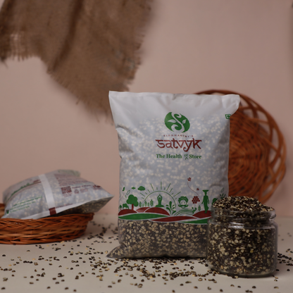 Siddhagiri's Satvyk Urad Dal Chilka - Split with Skin - 500 gm
