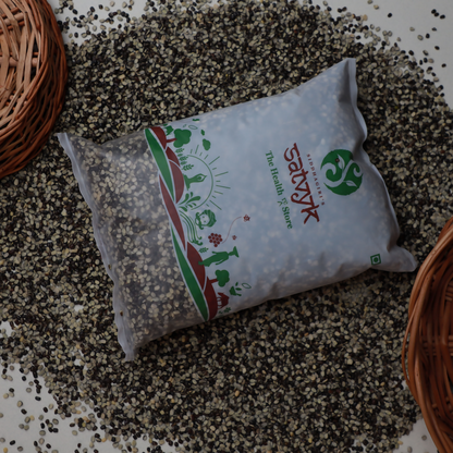 Siddhagiri's Satvyk Urad Dal Chilka - Split with Skin - 500 gm